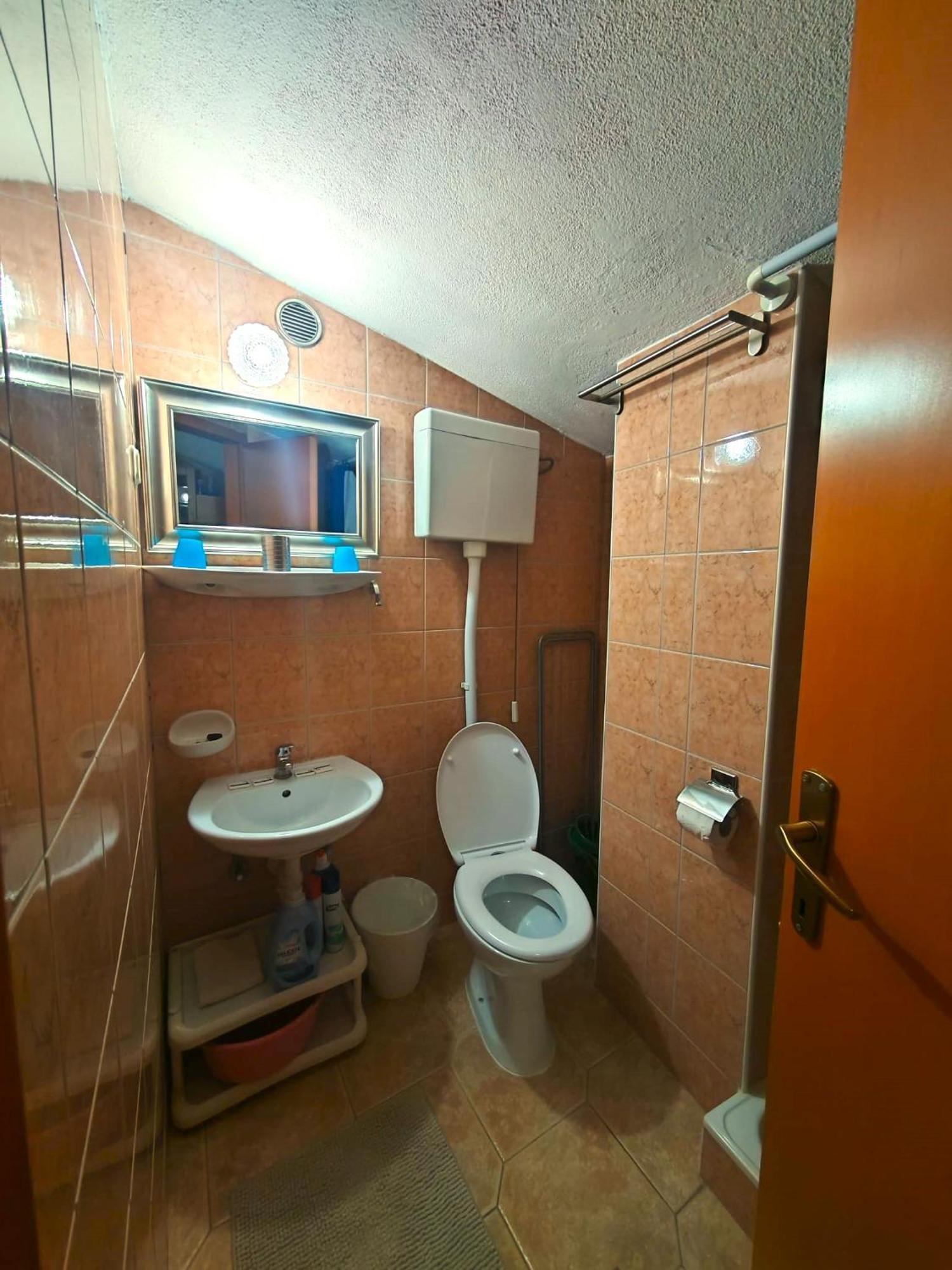 Apartments Turan Centrally Located With Free Parking อีกราเน ภายนอก รูปภาพ